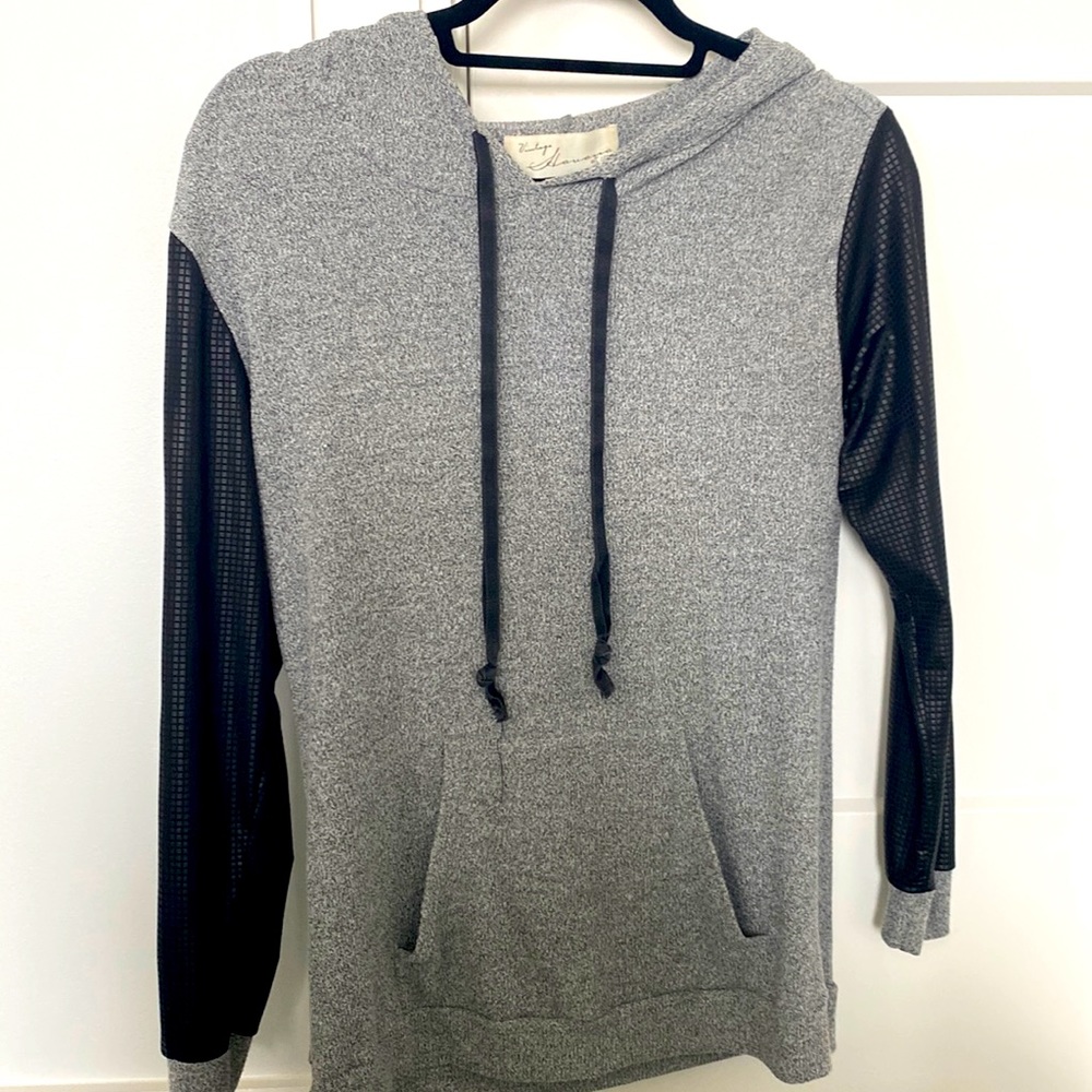 Long sleeve hooded top